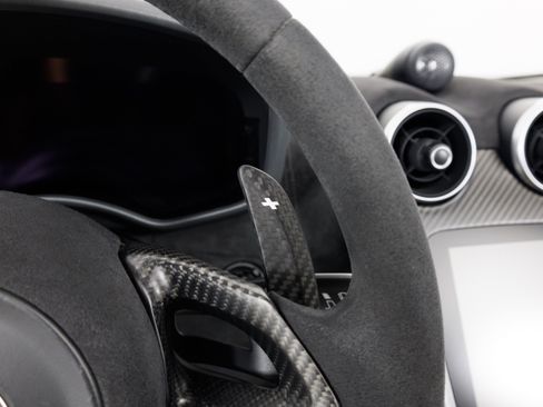Used 2020 McLaren 600LT Spider RWD image 25