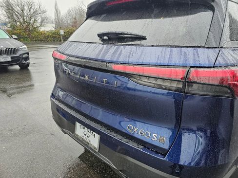 New 2026 INFINITI QX60 Sport image 18