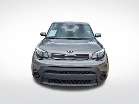 Used 2019 Kia Soul FWD image 2