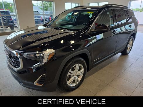 Used 2020 GMC Terrain SLE w/ Driver Convenience Package FWD image 1