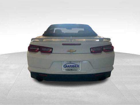 Used 2020 Chevrolet Camaro LT image 4