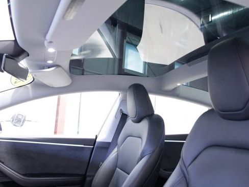 Used 2025 Tesla Model 3 Long Range image 33