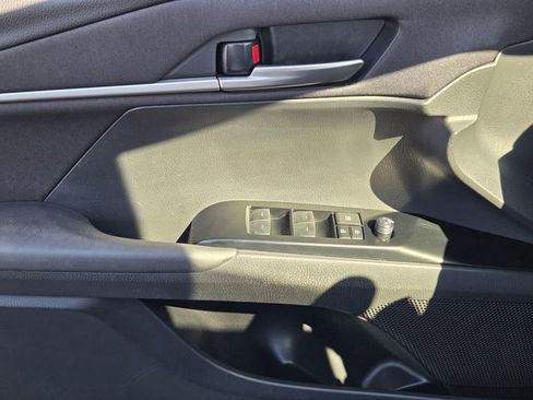 Used 2025 Toyota Camry LE image 25