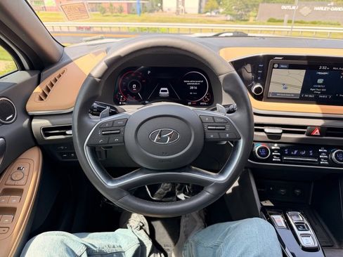 Used 2020 Hyundai Sonata Limited w/ Cargo Package FWD image 15