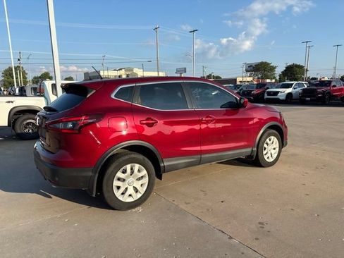 Certified 2020 Nissan Rogue Sport S FWD image 3
