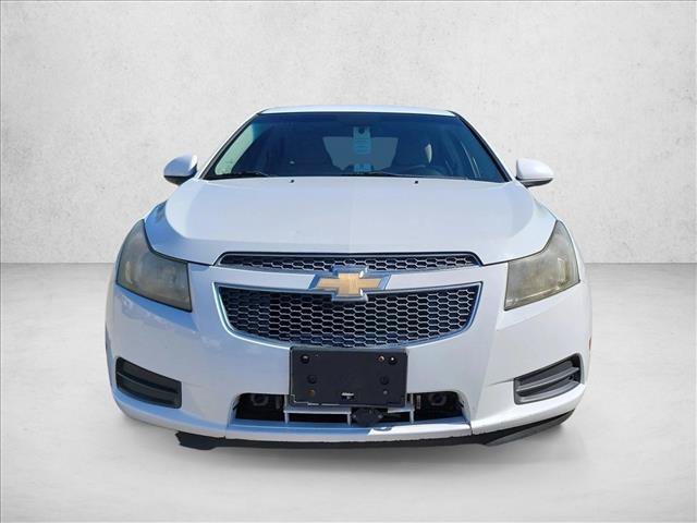 Used 2012 Chevrolet Cruze LT FWD image 2