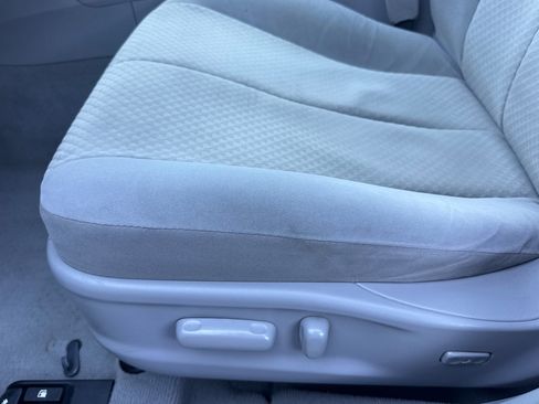 Used 2009 Toyota Camry LE image 14