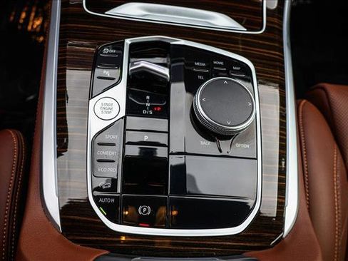 Used 2025 BMW X5 xDrive40i image 21