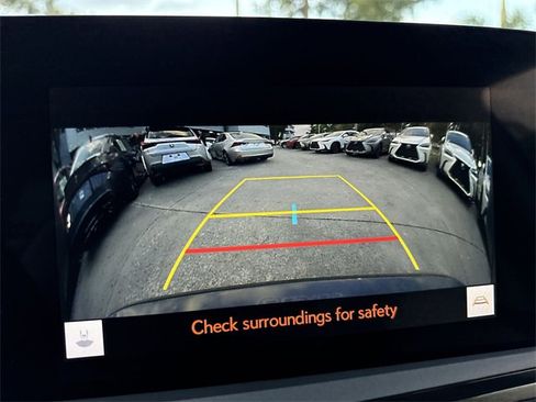 Used 2023 Lexus ES 250 w/ Premium Package image 17