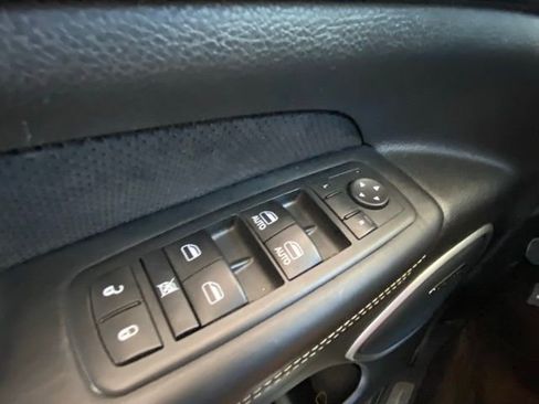 Used 2016 Jeep Grand Cherokee SRT w/ Trailer Tow Group IV AWD/4WD image 19