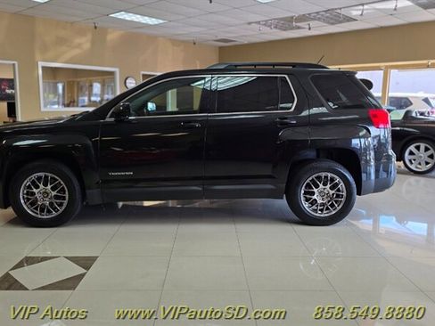 Used 2015 GMC Terrain SLT image 3