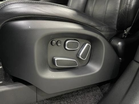 Used 2015 Land Rover Range Rover Supercharged image 16