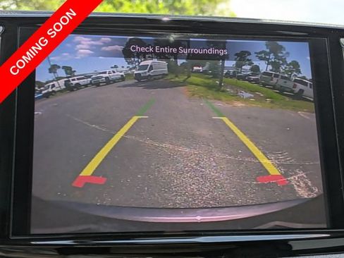 Certified 2022 Chrysler Pacifica Touring-L FWD image 24