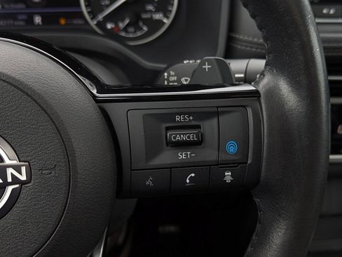 Used 2022 Nissan Rogue SL AWD/4WD image 25