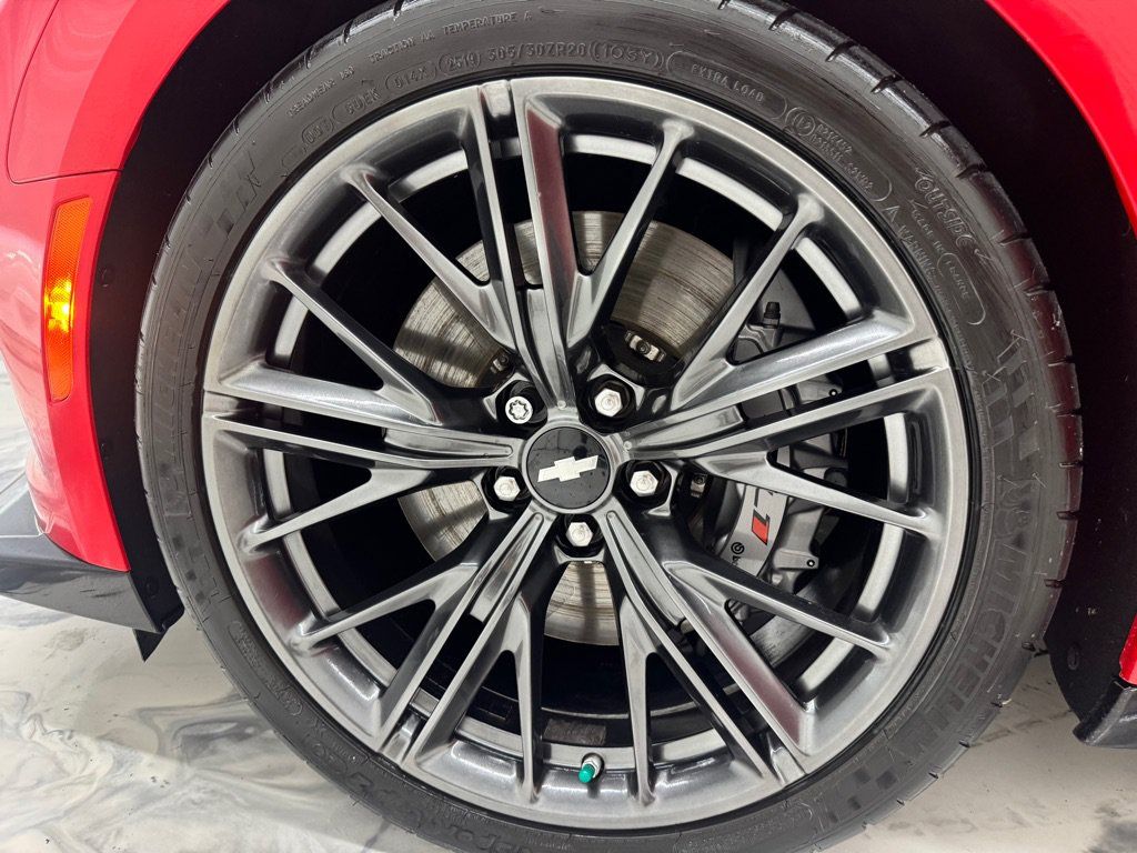 Used 2017 Chevrolet Camaro ZL1 RWD image 26