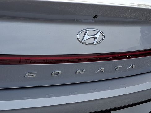Certified 2023 Hyundai Sonata SEL w/ Convenience Package FWD image 30