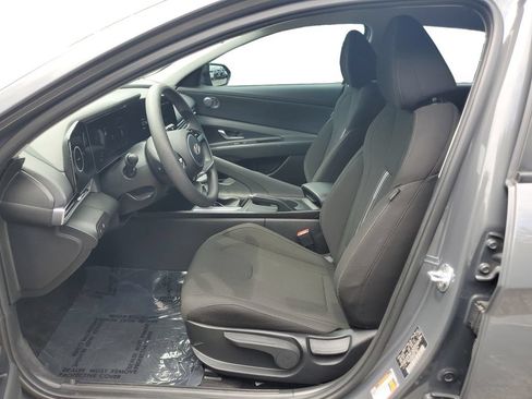 Used 2024 Hyundai Elantra SEL FWD image 20