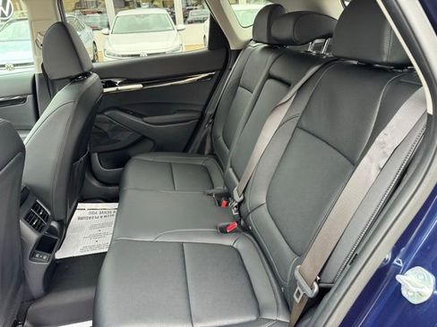 Used 2024 Kia Seltos SX w/ SX Sunroof Package image 10
