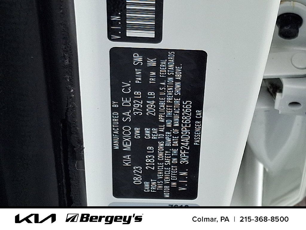 Certified 2023 Kia Forte LXS FWD image 28