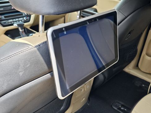 Used 2021 Kia Sedona EX w/ EX Premium Package FWD image 36