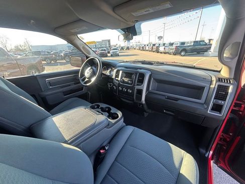 Used 2017 RAM 1500 Tradesman w/ Power & Remote Entry Group image 9