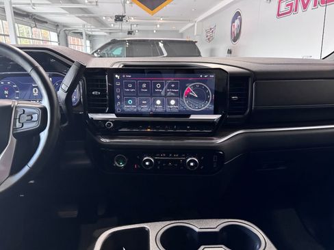 Certified 2023 GMC Sierra 1500 Elevation image 18