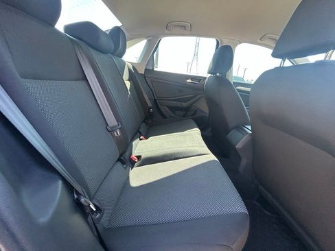 Used 2020 Volkswagen Jetta S FWD image 38