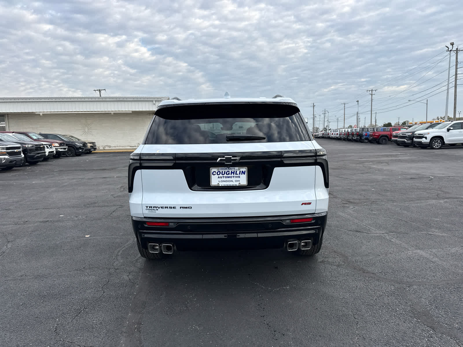 New 2027 Chevrolet Traverse RS w/ LPO, Floor Liner Package AWD/4WD image 4