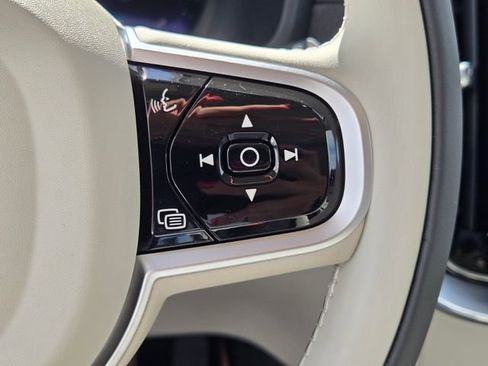 New 2026 Volvo XC90 B6 Ultra w/ Protection Package AWD/4WD image 27