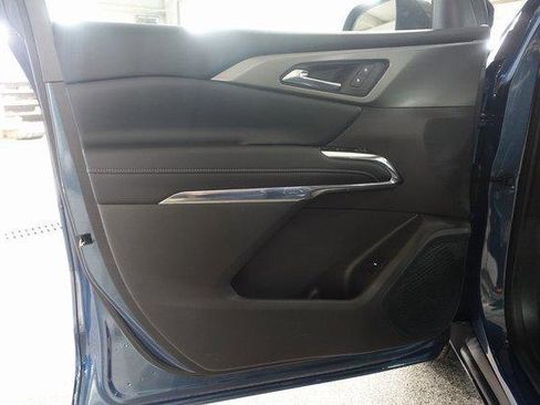 New 2026 Chevrolet Traverse LT image 9