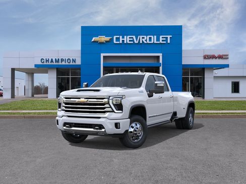 New 2026 Chevrolet Silverado 3500 High Country w/ High Country Premium Package AWD/4WD image 8