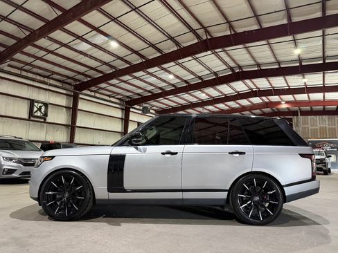 Used 2017 Land Rover Range Rover Supercharged AWD/4WD image 7