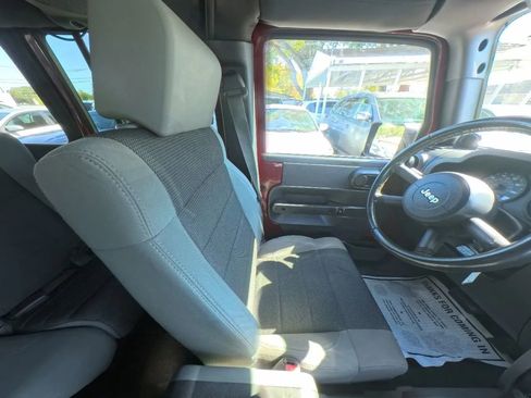 Used 2007 Jeep Wrangler Unlimited X image 28