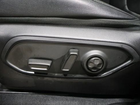 Used 2023 Jeep Grand Cherokee L Limited w/ Trailer Tow Group (B) image 13