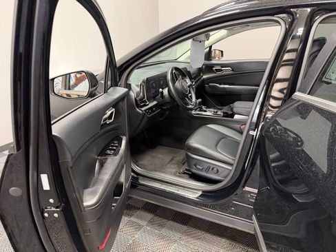 Used 2025 Kia Sportage EX w/ Premium Package AWD/4WD image 14