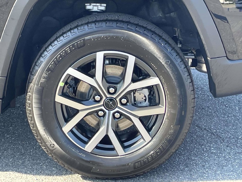 New 2027 Jeep Grand Cherokee 4WD image 12
