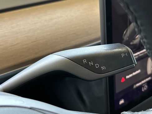 Used 2021 Tesla Model Y 2WD image 21