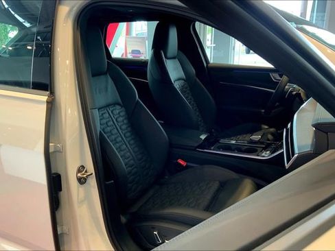 Certified 2025 Audi RS 6 performance w/ Executive Package image 7