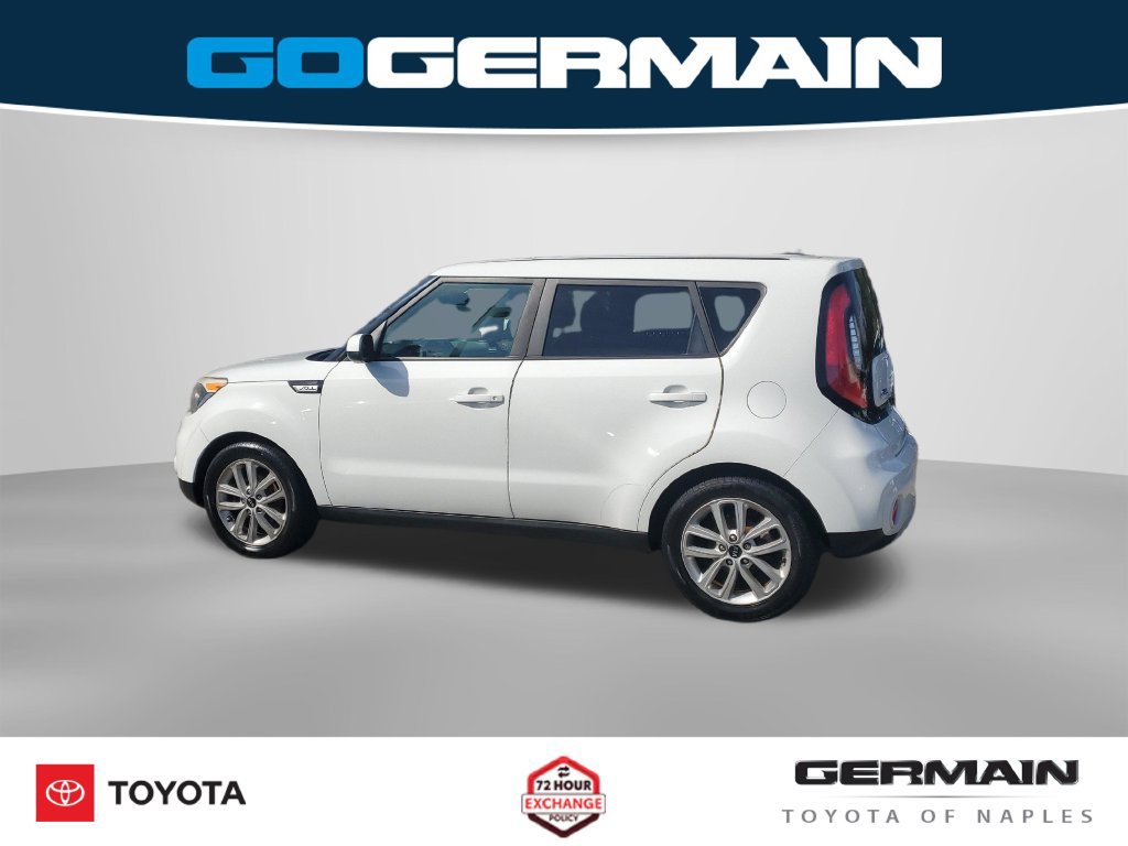 Used 2019 Kia Soul + FWD image 12