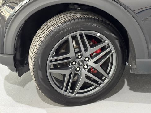 Used 2025 Ford Explorer ST-Line w/ ST-Line Street Pack image 45