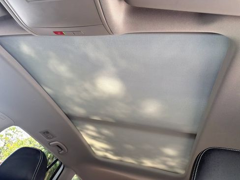 Used 2023 Volkswagen Atlas SE w/ Panoramic Sunroof Package AWD/4WD image 22