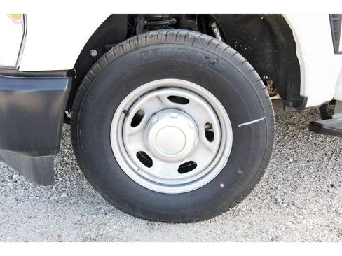 Used 2023 Ford F250 XL image 30