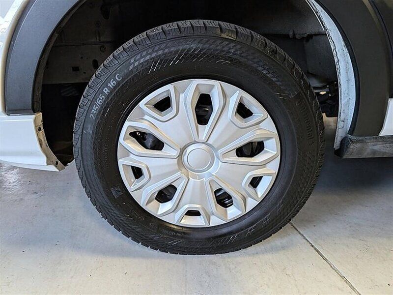 Used 2025 Ford Transit 350 XLT RWD image 15