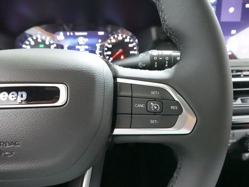 New 2026 Jeep Compass Latitude AWD/4WD image 13