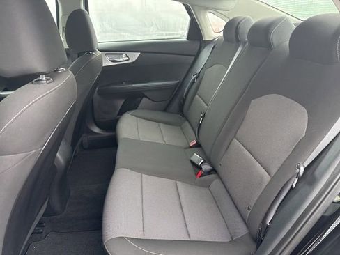 Used 2023 Kia Forte LXS w/ LXS Technology Package image 34