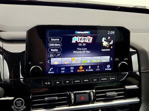 Used 2023 Nissan Pathfinder SL w/ SL Premium Package AWD/4WD image 18