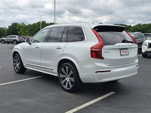 Used 2023 Volvo XC90 T8 Ultimate image 6