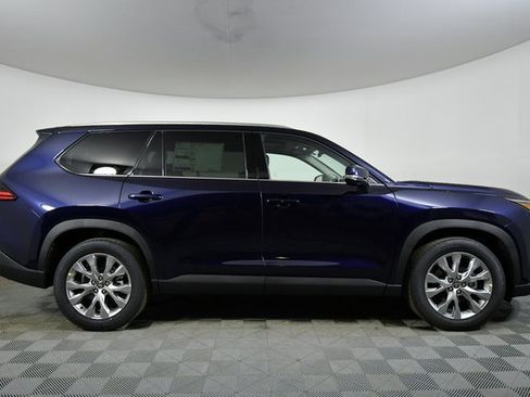 New 2026 Toyota Grand Highlander Limited image 15