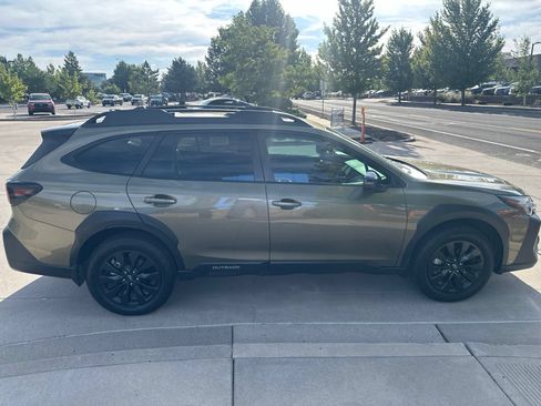 Used 2025 Subaru Outback Onyx Edition XT AWD/4WD image 6