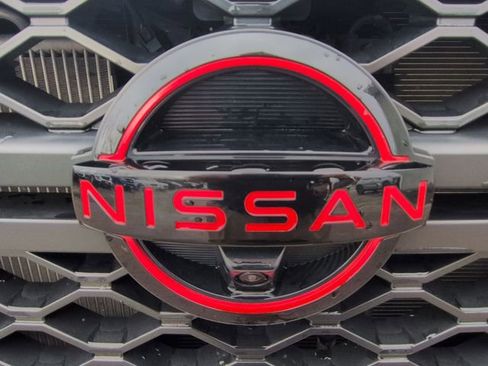 Used 2024 Nissan Titan PRO-4X w/ Pro-4x Convenience Package image 34